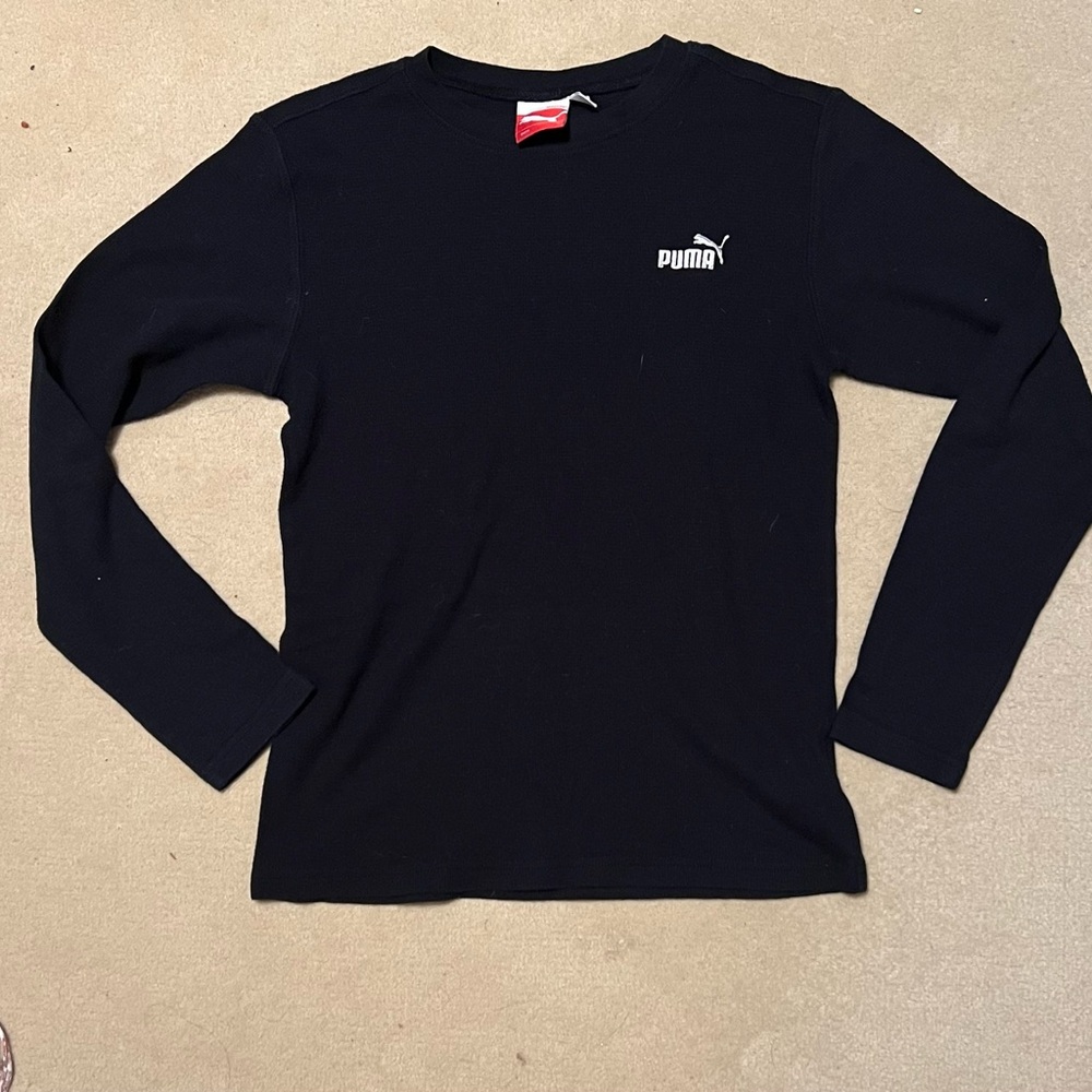 Puma size M boys Black Textured Top